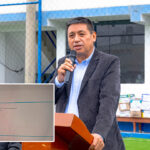 Camionetas nuevas, agua cortada… y promesas en Facebook